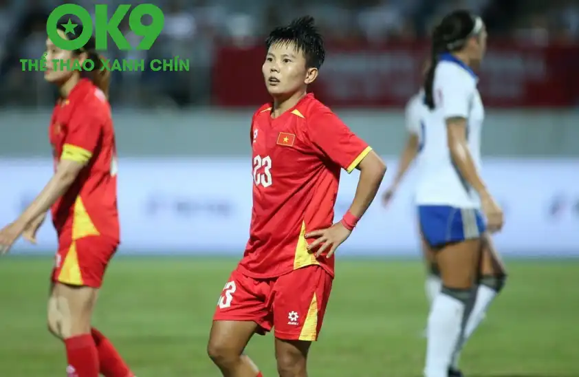Hầu hết các ý kiến đều cho rằng ĐT nữ Việt Nam mất oan một bàn thắng đẹp Hầu hết các ý kiến đều cho rằng ĐT nữ Việt Nam mất oan một bàn thắng đẹp